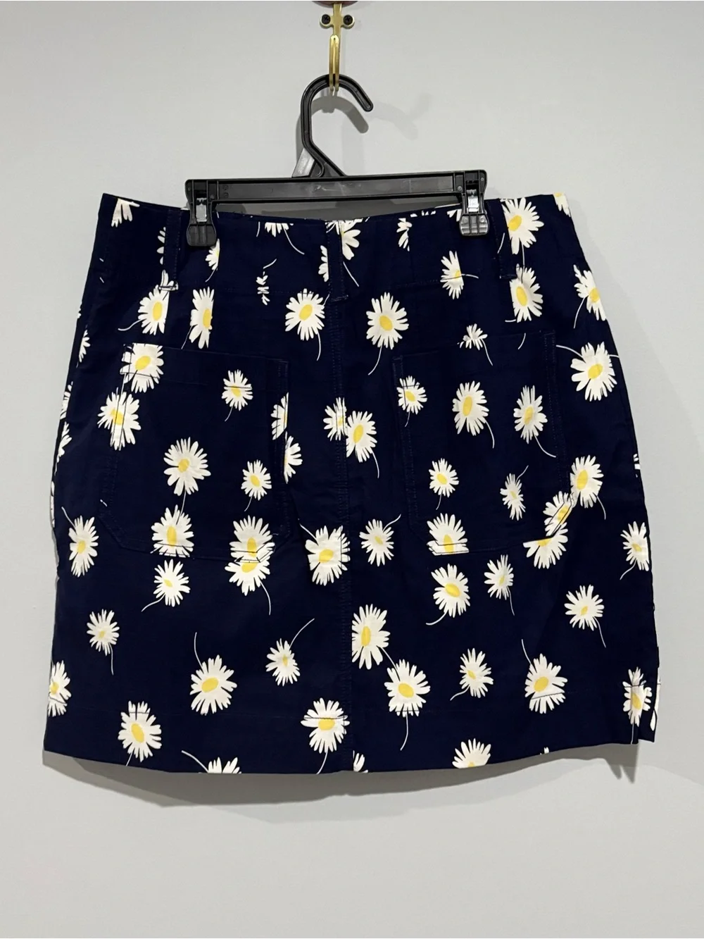 NWT Anthropologie Daisy Print Navy Mini Skirt Size M
